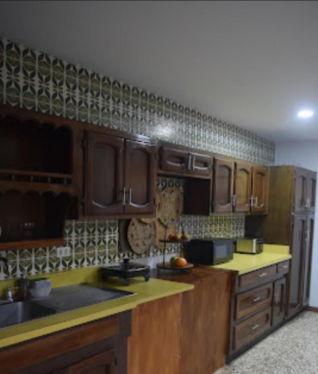 Linda Y Centrica Homestay Alajuela