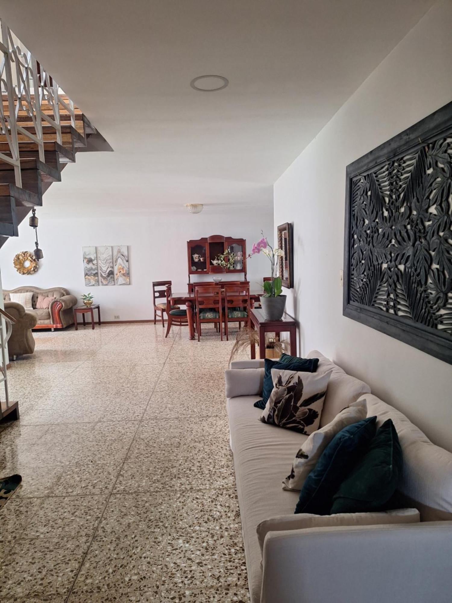 Homestay Linda Y Centrica *